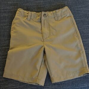 Boys Under Armour shorts